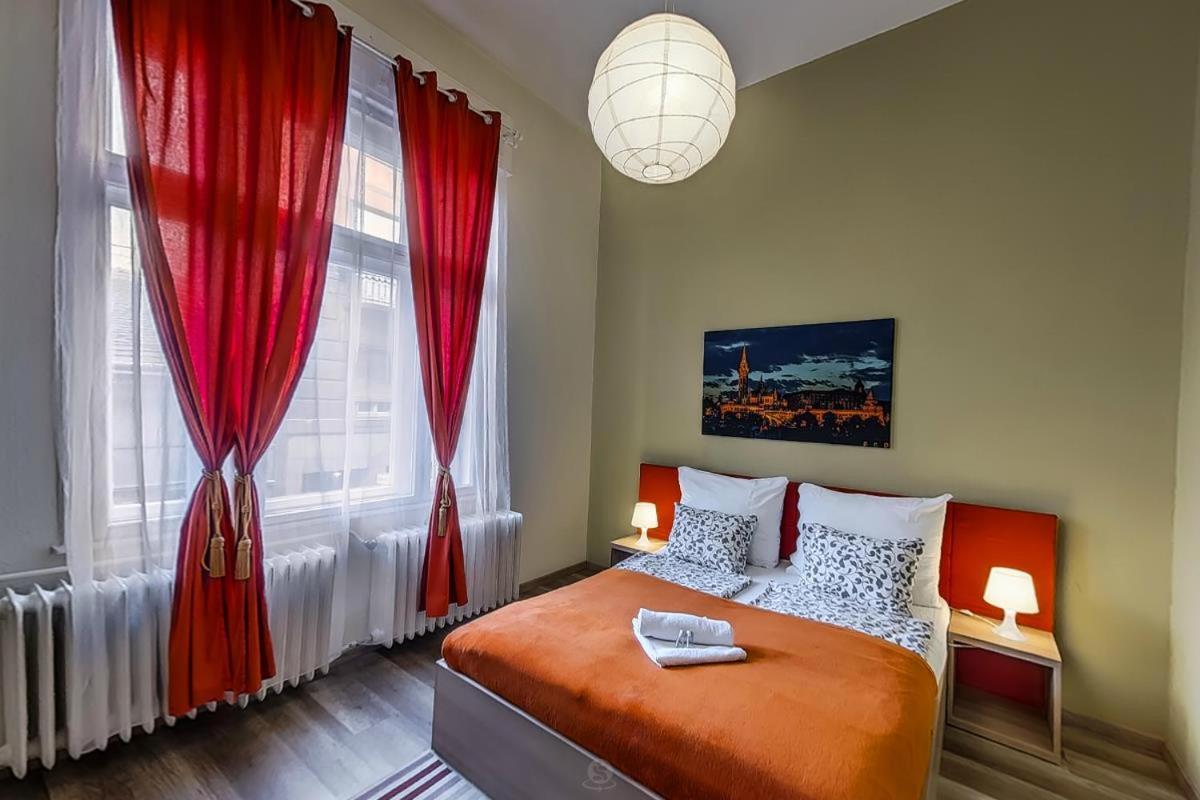 Goodmo House Hostel