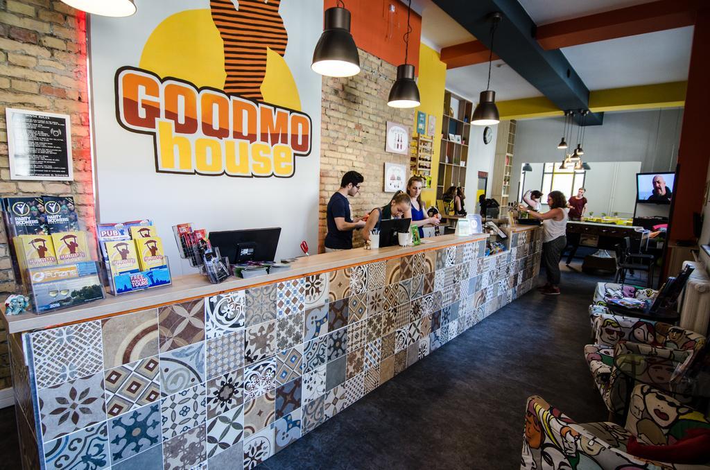 Goodmo House Hostel *