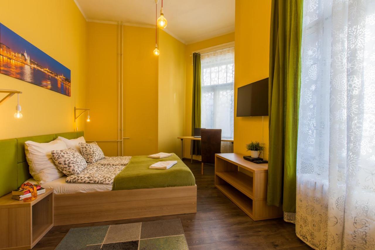 Хостел Goodmo House